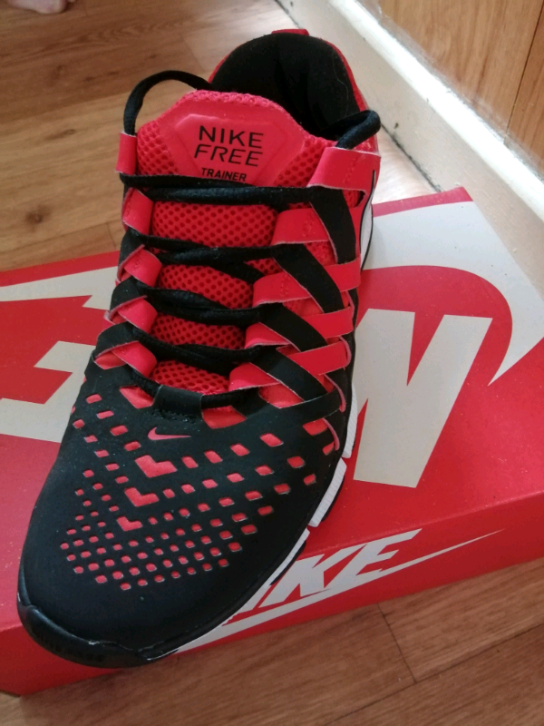 mens size 6 nike trainers